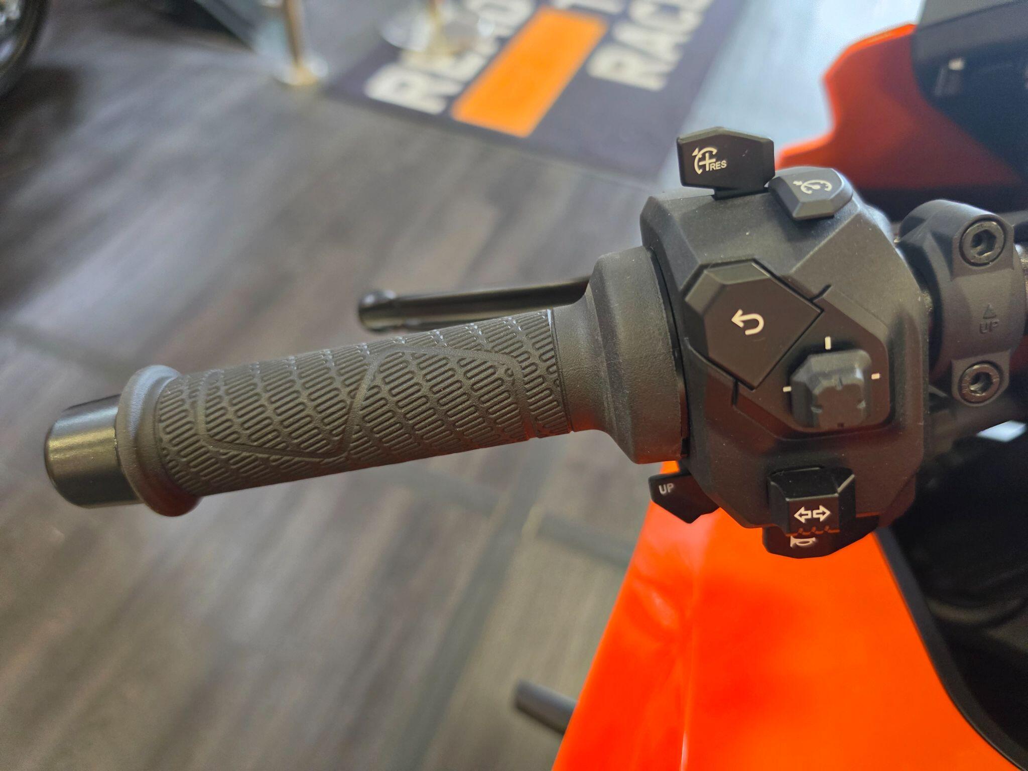2026 KTM Low